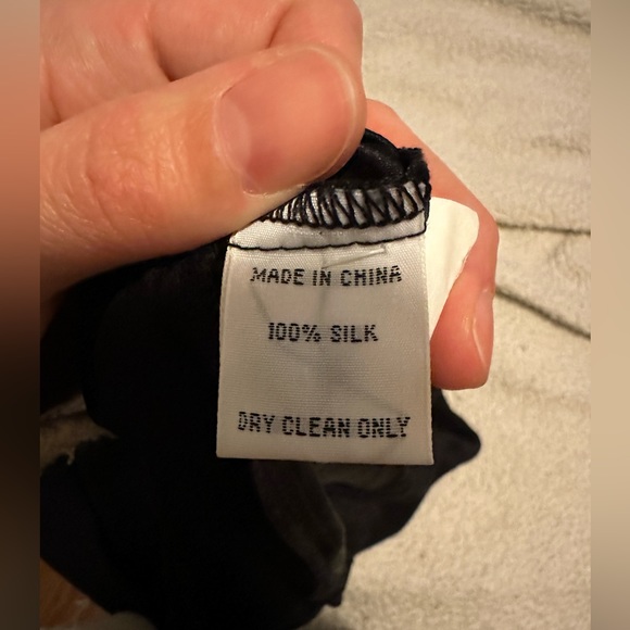 Built by Wendy - VINTAGE black, silk, deep v neck dress - Picture 4 of 6